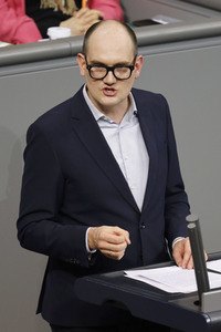 208. Sitzung des Deutschen Bundestages in Berlin