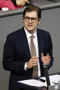 208. Sitzung des Deutschen Bundestages in Berlin