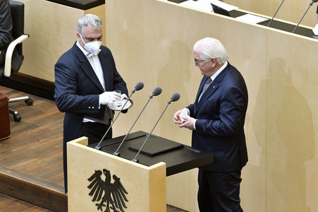 1000. Plenarsitzung des Bundesrates in Berlin