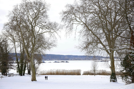 Dreharbeiten zu 'Spencer' im Schloss Marquardt in Potsdam