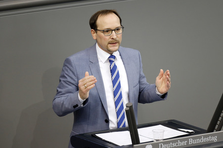 209. Sitzung des Deutschen Bundestages in Berlin