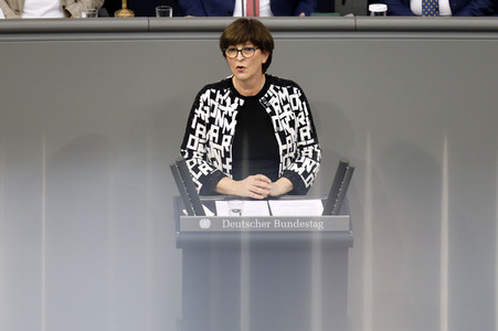 209. Sitzung des Deutschen Bundestages in Berlin