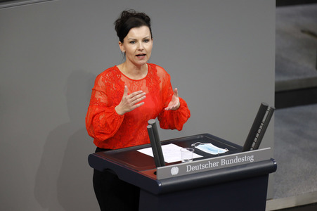 209. Sitzung des Deutschen Bundestages in Berlin
