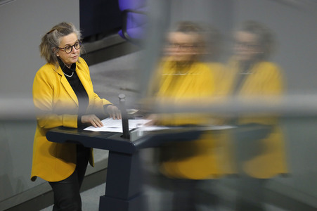 209. Sitzung des Deutschen Bundestages in Berlin