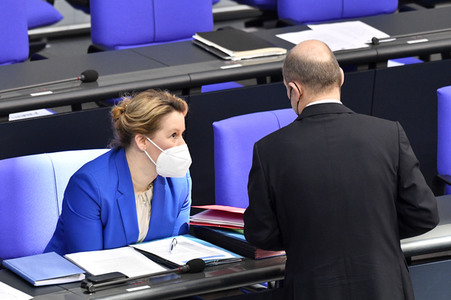 210. Sitzung des Deutschen Bundestages in Berlin