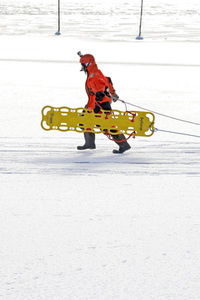 Feuerwehr-Übung Eisretten in Potsdam