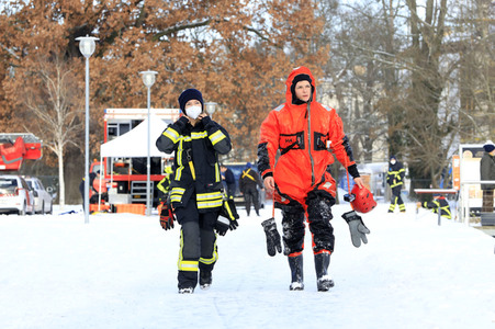 Feuerwehr-Übung Eisretten in Potsdam