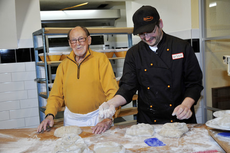 Promi-Backen mit Herbert Köfer in Löbau