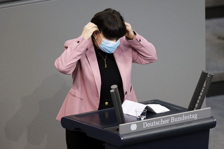 210. Sitzung des Deutschen Bundestages in Berlin