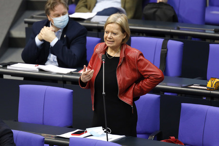 210. Sitzung des Deutschen Bundestages in Berlin