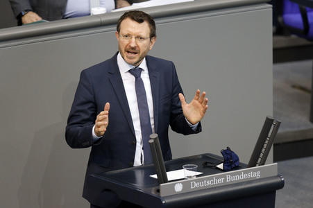 210. Sitzung des Deutschen Bundestages in Berlin