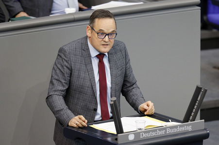 210. Sitzung des Deutschen Bundestages in Berlin