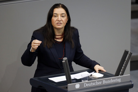 210. Sitzung des Deutschen Bundestages in Berlin