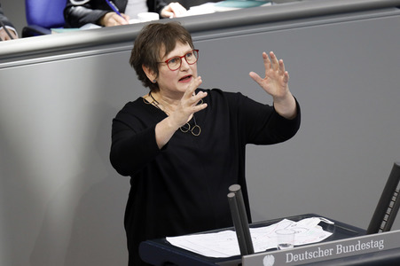 210. Sitzung des Deutschen Bundestages in Berlin