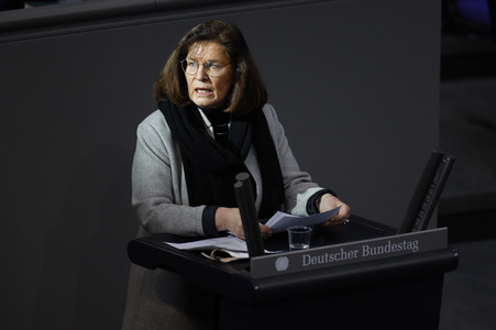 210. Sitzung des Deutschen Bundestages in Berlin