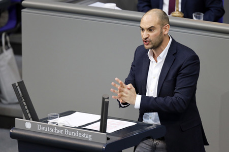 210. Sitzung des Deutschen Bundestages in Berlin