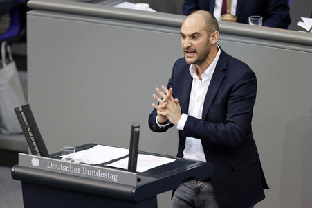 210. Sitzung des Deutschen Bundestages in Berlin