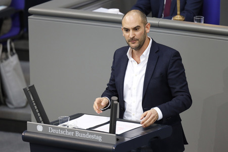 210. Sitzung des Deutschen Bundestages in Berlin