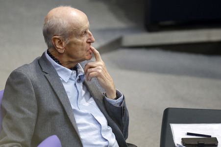 210. Sitzung des Deutschen Bundestages in Berlin