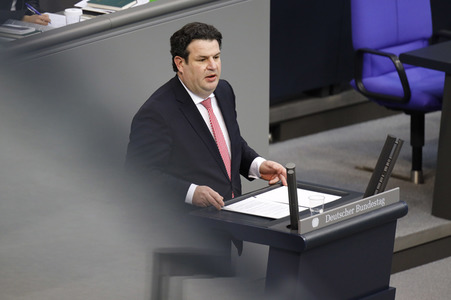 210. Sitzung des Deutschen Bundestages in Berlin
