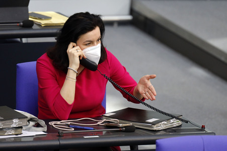 210. Sitzung des Deutschen Bundestages in Berlin