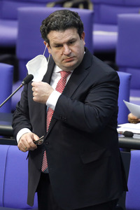 210. Sitzung des Deutschen Bundestages in Berlin