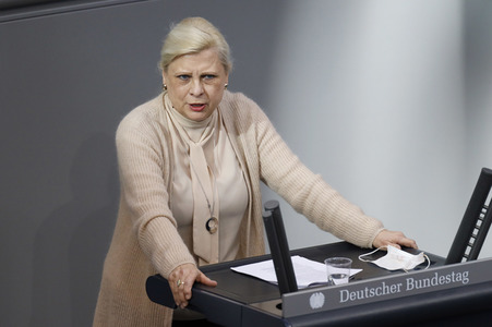 210. Sitzung des Deutschen Bundestages in Berlin