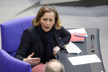 210. Sitzung des Deutschen Bundestages in Berlin