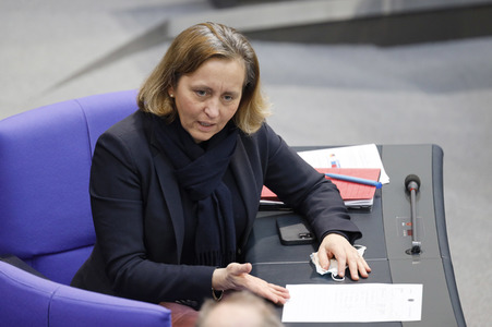 210. Sitzung des Deutschen Bundestages in Berlin