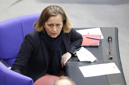 210. Sitzung des Deutschen Bundestages in Berlin