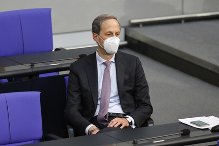 208. Sitzung des Deutschen Bundestages in Berlin