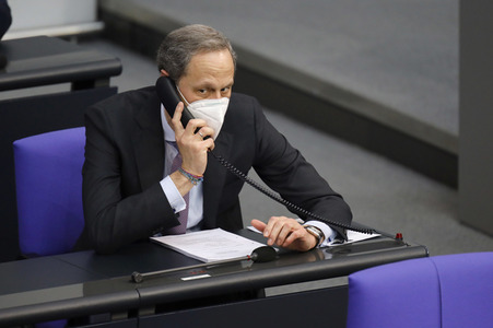 208. Sitzung des Deutschen Bundestages in Berlin