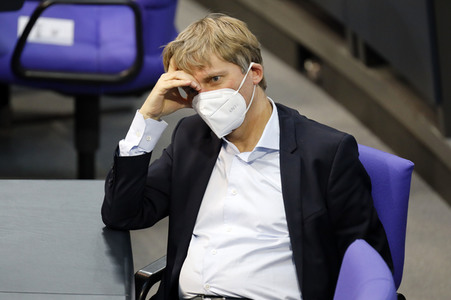 208. Sitzung des Deutschen Bundestages in Berlin