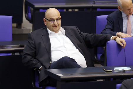 208. Sitzung des Deutschen Bundestages in Berlin