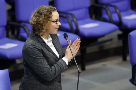 208. Sitzung des Deutschen Bundestages in Berlin