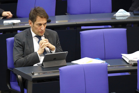 208. Sitzung des Deutschen Bundestages in Berlin