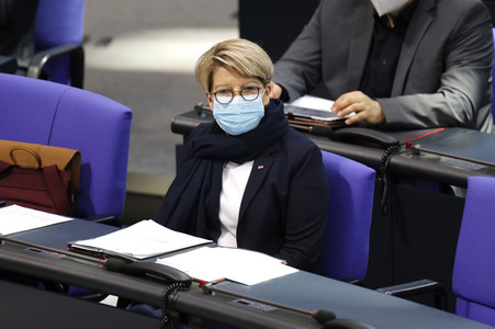 208. Sitzung des Deutschen Bundestages in Berlin