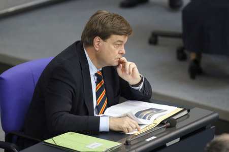 208. Sitzung des Deutschen Bundestages in Berlin