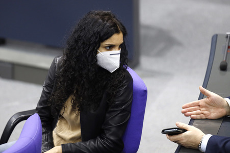 208. Sitzung des Deutschen Bundestages in Berlin