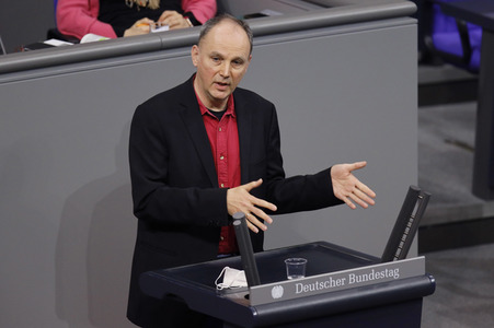 208. Sitzung des Deutschen Bundestages in Berlin