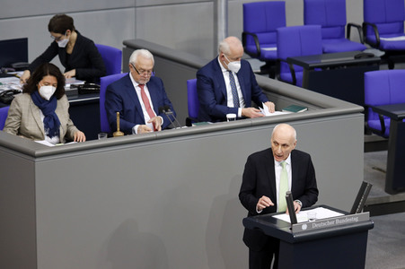 209. Sitzung des Deutschen Bundestages in Berlin