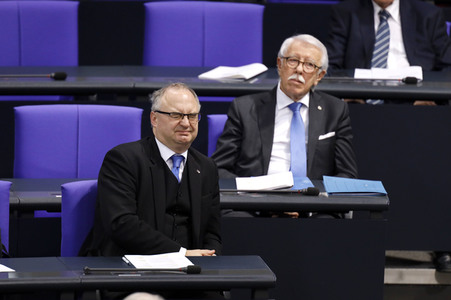 209. Sitzung des Deutschen Bundestages in Berlin