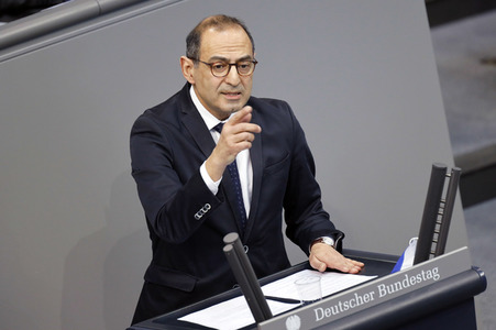 210. Sitzung des Deutschen Bundestages in Berlin