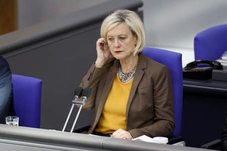 210. Sitzung des Deutschen Bundestages in Berlin