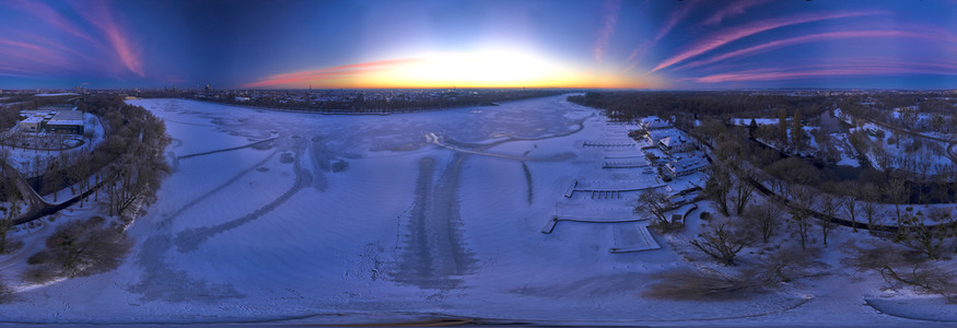 Sonnenaufgang am Maschsee in Hannover