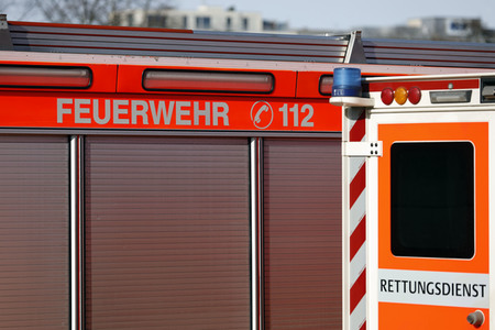 Feuerwehrübung Eisrettung in Köln