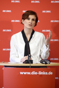 Pressekonferenz mit Katja Kipping in Berlin