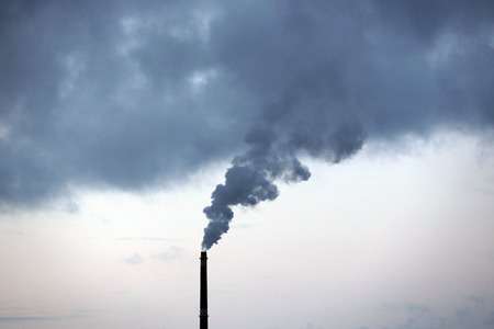 Symbolfoto Schornstein