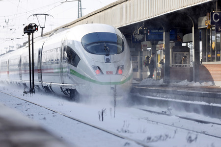 Symbolfoto Winterdienst bei der Deutschen Bahn