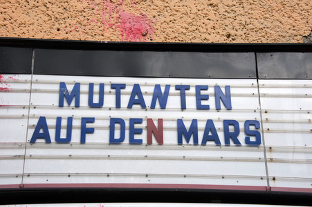Kinowerbung 'Mutanten auf den Mars' in Berlin